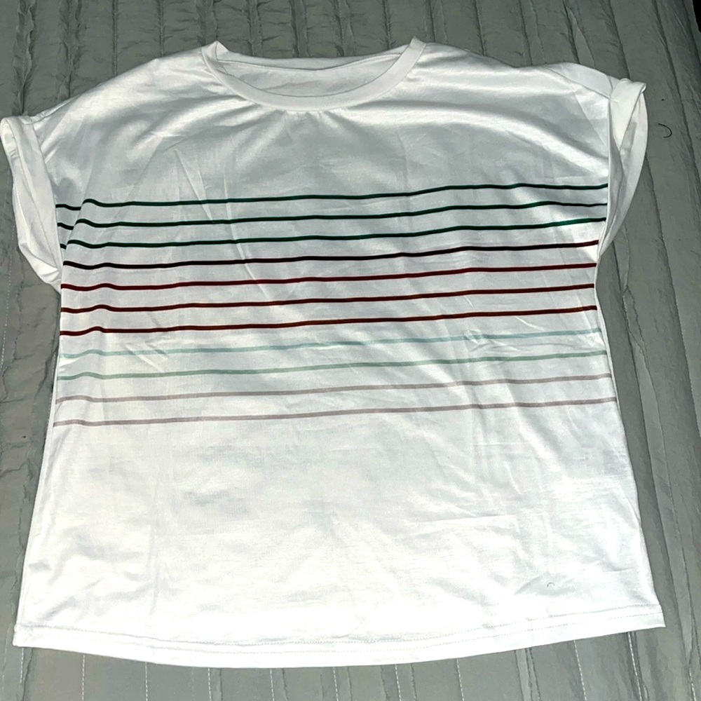 NWOT WOMENS STRIPED SHORT SLEEVE TOP